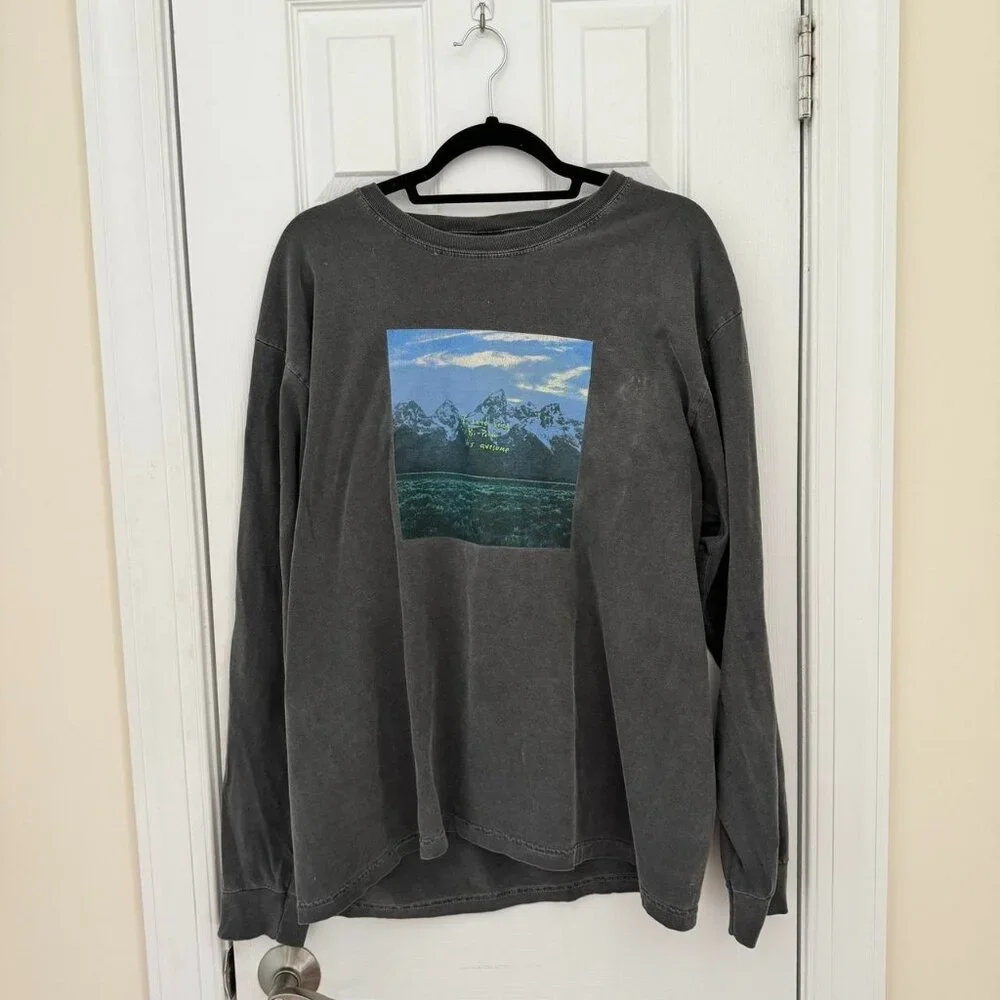 KANYE WEST “YE” ALBUM LISTENING PARTY LONG SLEEVE SHIRT - Picture 1 of 3